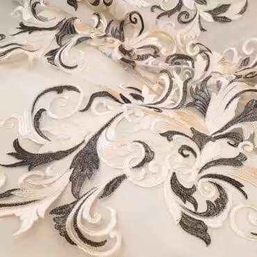 Koronka Elie Saab, motyw roślinny, floral liście na siatce, wanilia, srebrny