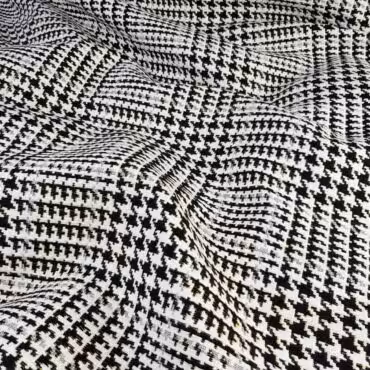 Płaszczowa wełna z bawełną, kratka pepitka biało-czarna z żółtym