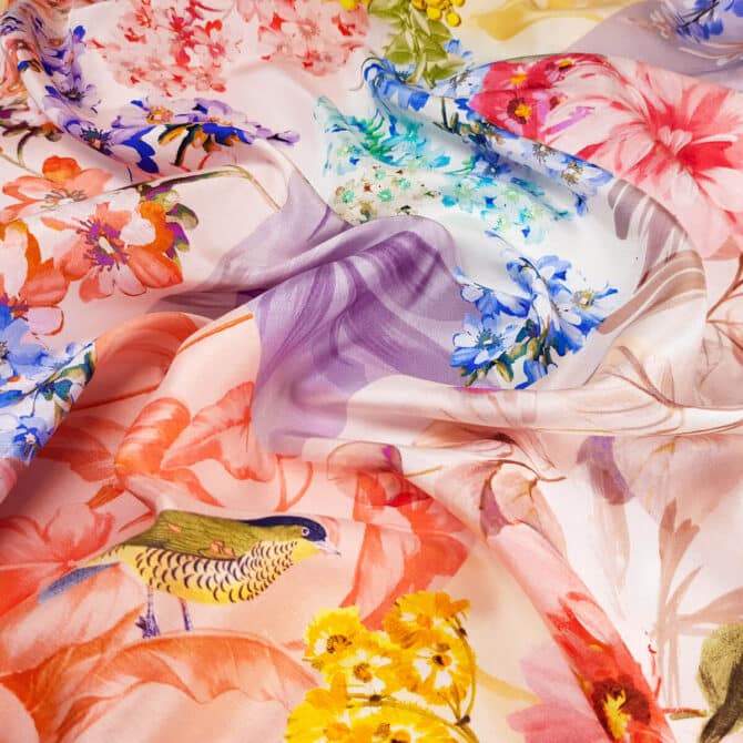 pastelowy jedwab szantungowy kolorowy wzor kwiaty ptakiC
