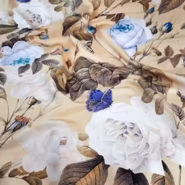 bezowy jedwab naturalny w roze motyleA