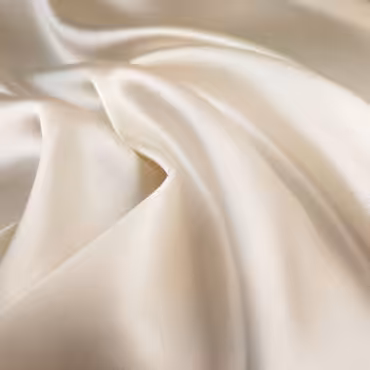jedwabna satyna ecru elastyczna kryjacaA