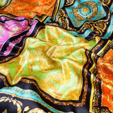 jedwab kolorowe kwadraty na wzor versace material satynaA