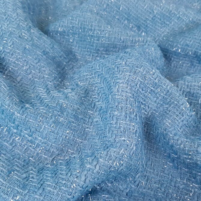 material chanelka niebieska z blyszczaca niciaB
