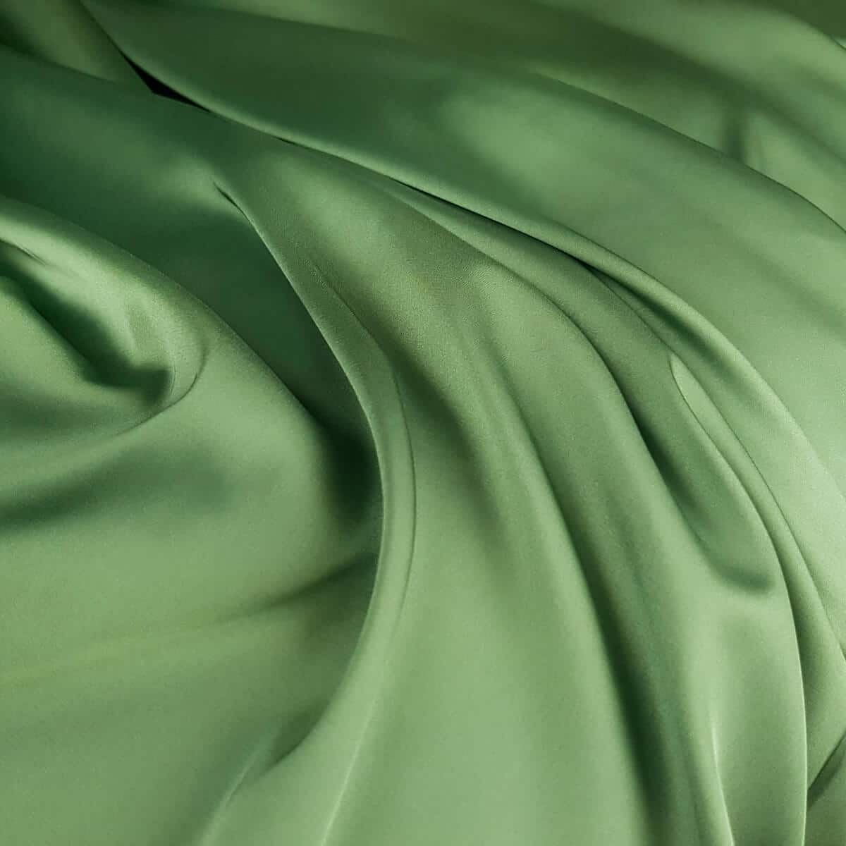 satyna trawiasta zielen elastyczna kryjaca poliesterC