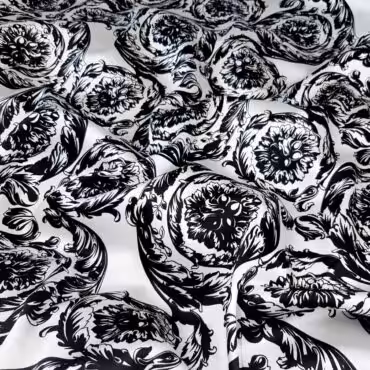 czarno-bialy jedwab typ versace satyna z elastanemA