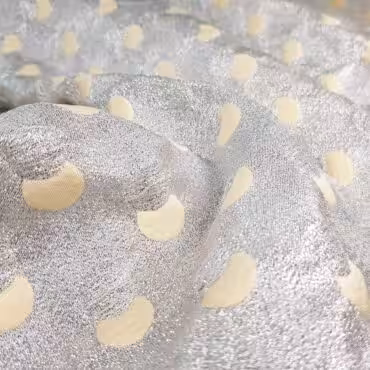 srebrny zakard w zolte polksiezyce blyszczacyA