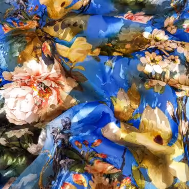 jedwab devore w kwiaty niebieski pol-przezroczystyB
