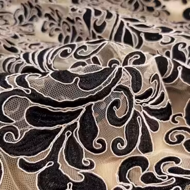 koronka gipiura na tiulu wzor dior florale na bezuB