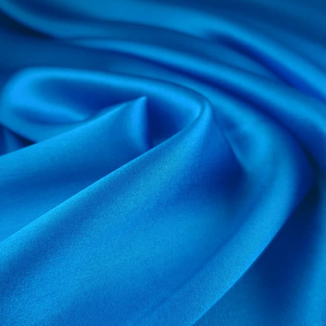 niebieska satyna jedwabna z elastanem kryjaca gladkaC