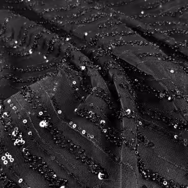 czarna koronka cekinowa na tiulu elastyczymB