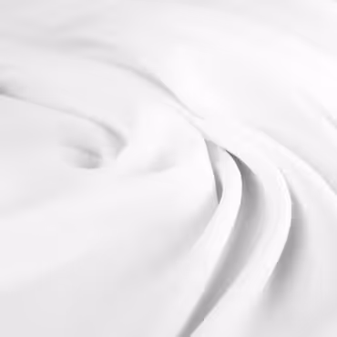 bialy material elastyczny typu cienka krepa gladkaA