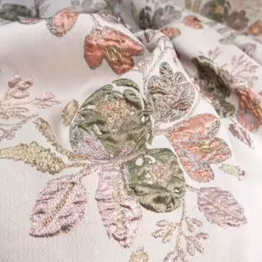 pastelowy zakard w kwiaty z efektem spulchnieniaB