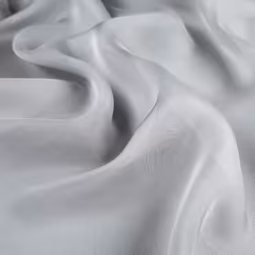 opalizujacy szyfon jedwabny szary z perlowa poswiataA