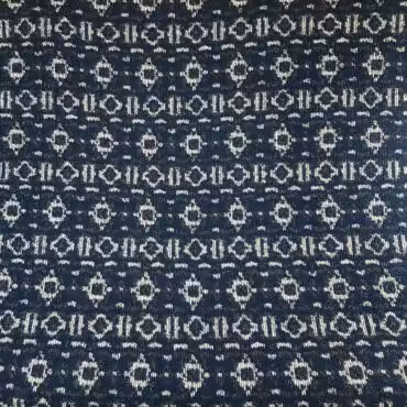 gruba welna swetrowa granatowa geometryczne wzoryB