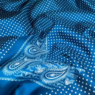 zakardowy jedwab krawatowy niebieski panel 90cmA