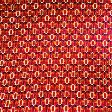 kryjacy jedwab czerwony geometryczny wzor prada satynaB