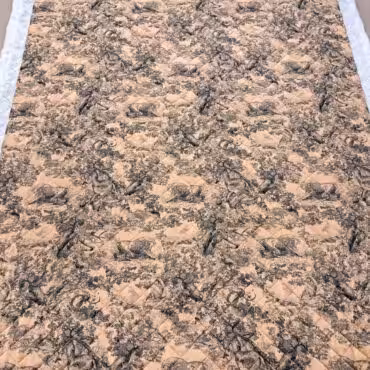 pikowka welurowa bezowa wzor dior dzungla trojwarstwowaB