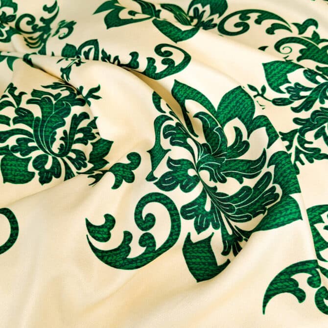 kremowa wiskoza we wzory zielone ornamentowe kwiatyD