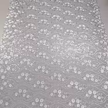 koronka srebrna z cekinami i koralikami wzór elie saabB