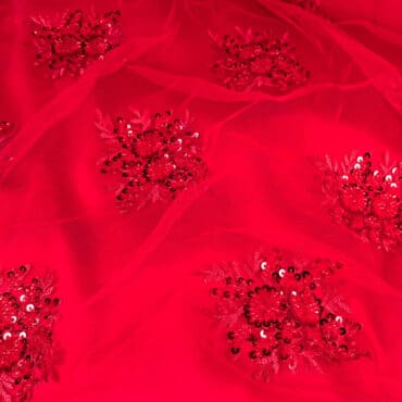 czerwona koronka material tiulowy z cekinami zakonczonaA