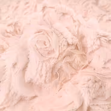 futrzany material w roze z tiulu pudrowy rozB