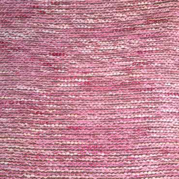 rozowa chanelka z tasiemkami i pogrubiona niciaB