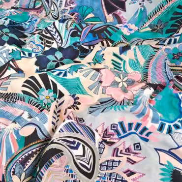 zwiewna wiskoza kolorowa duze wzory kwiaty paisleyA