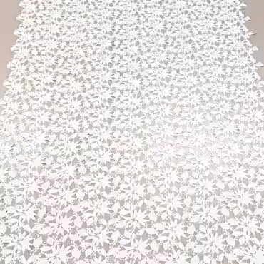 biala gipiura bawelniana z domieszka koronka azurowaB