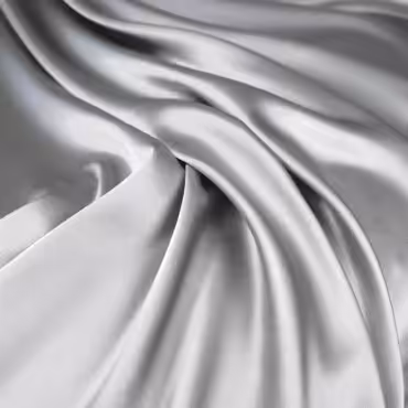 srebrna satyna jedwabna naturalna elastyczna gladkaB