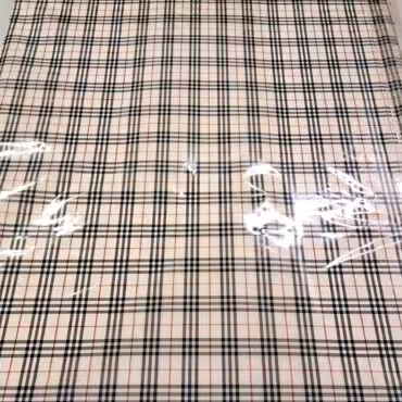 wodoodporny material foliowy wzor burberry krata odziezowyB