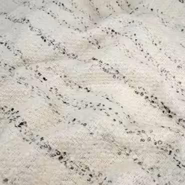 naturalna chanelka biala smietankowa welna z lureksemA