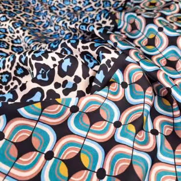 wiskoza satynowa premium niebieska panterka z bordiuraA