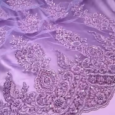 koronka fioletowa koraliki i cekiny na tiulu elastycznymA