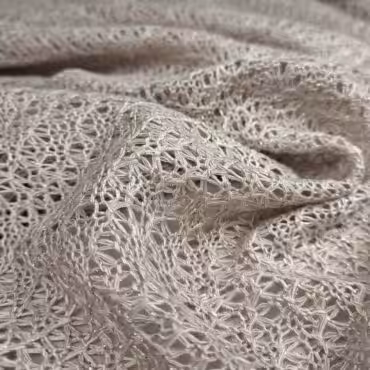 azurowa dzianina bawelniana bezowa ze srebrna niciaA