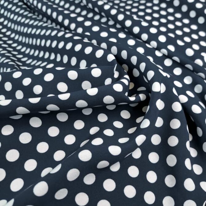 rayon tkanina granatowa w biale groszki polka dotD