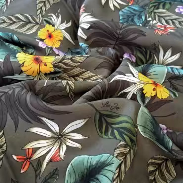 wiskoza sygnowana w kwiaty i liscie wojskowy khakiA