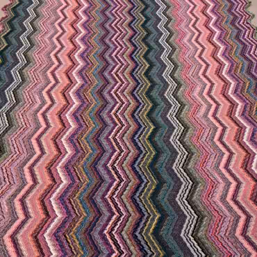dzianina welna swetrowa kolorowa wzor zygzakiB