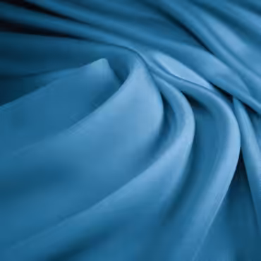 niebieska krepa jedwabna kryjaca naturalny jedwab grubyA
