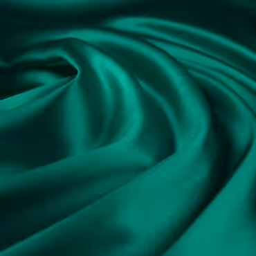 satyna jedwabna ciemnozielona elastyczna jednolitaA