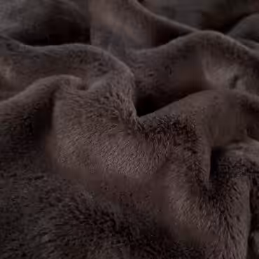 material futrzany brazowy miekkie futro sztuczne krotki wlosA