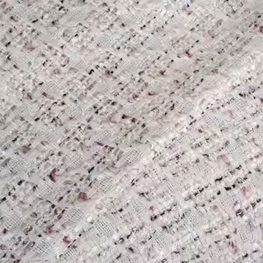 biala chanelka z wiskozy z domieszka akcenty fuksjaB