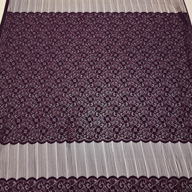 koronka z fredzlami kwiaty sliwkowy fiolet panel 120cmB