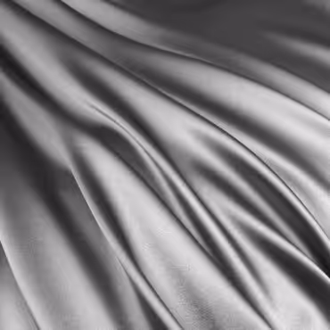 srebrna satyna jedwabna elastyczna jednolita gładka naturalna