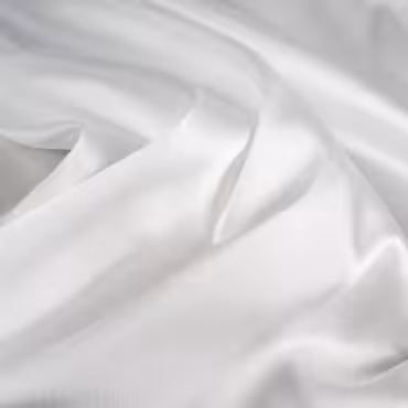 satyna jedwabna z elastanem biała klasyczna