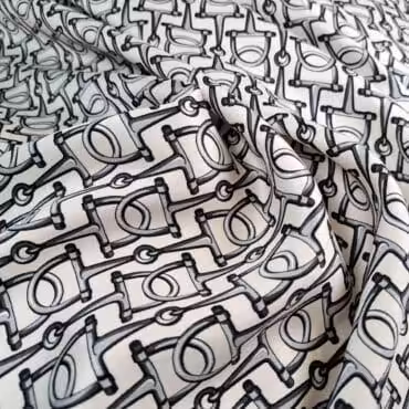 wiskoza premium wzór wędzidła szare na bieli off white