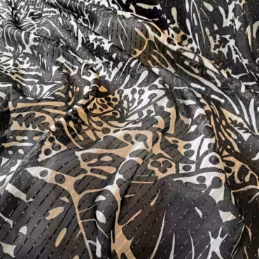 szyfon jedwabny ze srebrna nitką wzór roślinny liście