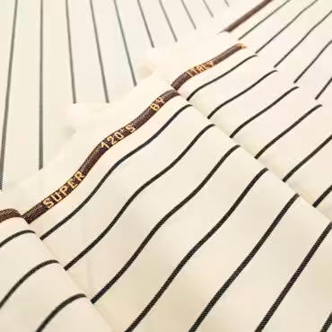 wełna tenis biała śmietanowa w czarne prążki