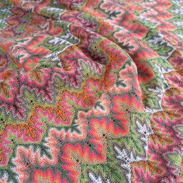 dzianina ażurowa w zygzaki zieleń z różem