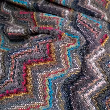 dzianina z wełny 100% wzór zygzaki wielokolorowe