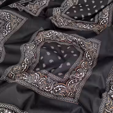 bawełna z wiskozą wzór kwadraty paisley na czerni